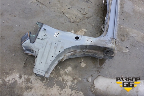 Порог левый для Toyota Isis c 2004-2018г (Исис)