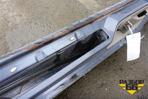 Порог левый для Toyota Isis c 2004-2018г (Исис)