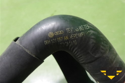 Патрубки системы охлаждения (06H121057AN) для Audi A4 (В8) с 2007-2015г (А4)