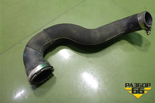 Патрубок интеркулера резиновый (8K0145738M) для Audi A4 (В8) с 2007-2015г (А4)