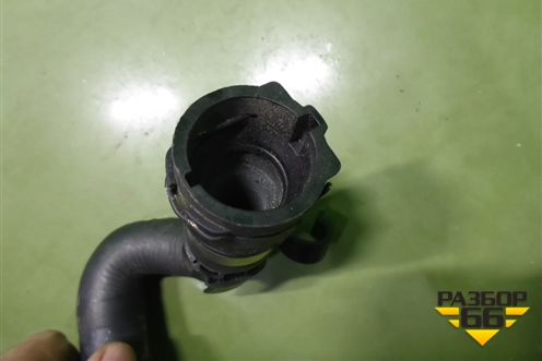 Патрубок системы охлаждения для Audi A4 (В8) с 2007-2015г (А4)