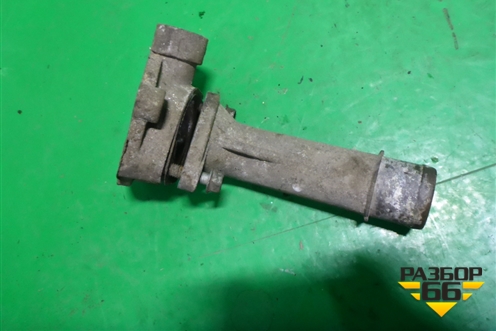 Фланец системы охлаждения (2.5л D4CB) для Hyundai Porter с 2004-2025г (Портер)