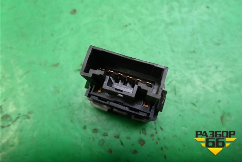 Кнопка обогрева сидений (правая) для Hyundai Elantra 3 (XD) с 2000-2010г (Элантра)