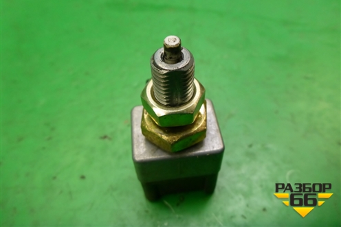 Датчик включения стопсигнала (9381038000) для Hyundai Elantra 3 (XD) с 2000-2010г (Элантра)