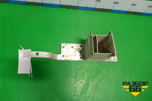 Кронштейн усилителя переднего бампера правый (51647294507) для BMW X5 F15 с 2013г (Х5 Ф15)