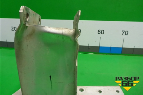 Кронштейн усилителя переднего бампера левый (51647294508) для BMW X5 F15 с 2013г (Х5 Ф15)