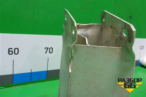 Кронштейн усилителя переднего бампера левый (51647294508) для BMW X5 F15 с 2013г (Х5 Ф15)