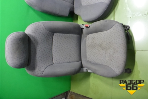 Сиденья комплект для Kia Rio с 1999-2005г (Рио 1)