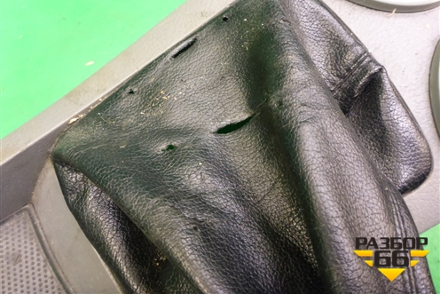 Консоль (84632FD000) для Kia Rio с 1999-2005г (Рио 1)