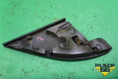 Накладка двери передней левой уголок (0K30C69175) для Kia Rio с 1999-2005г (Рио 1)