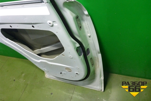 Дверь задняя левая (LR044229) для Land Rover Range Rover Sport с 2013-2022г (Спорт)