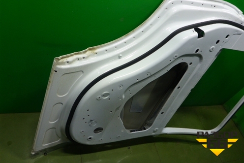 Дверь задняя левая (LR044229) для Land Rover Range Rover Sport с 2013-2022г (Спорт)