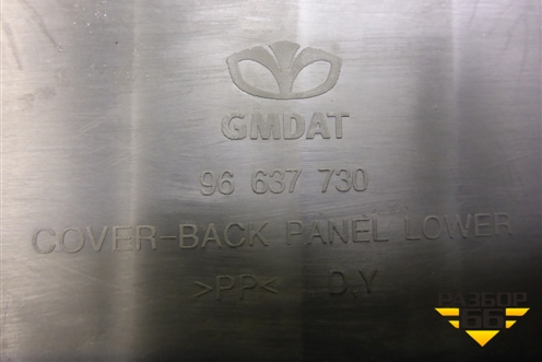 Обшивка багажника на заднюю панель (96637730) для Chevrolet Epica с 2006г (Эпика)