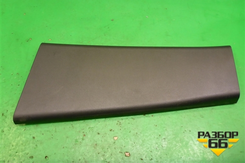 Обшивка стойки центральная нижняя левая (EMG500410) для Land Rover Range Rover Sport с 2005-2012г (Спорт)