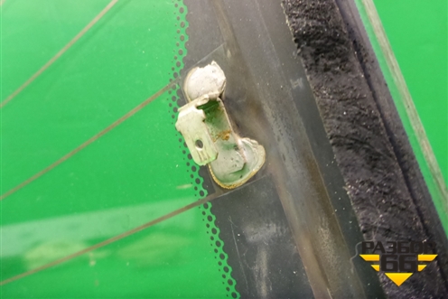 Стекло заднее (седан) для Kia Rio с 1999-2005г (Рио 1)