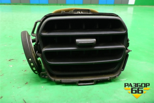 Дефлектор воздушный правый (9677287077) для Citroen C-Elysee с 2013г (С Элизе)