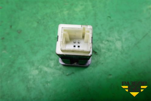 Кнопка открывания багажника (96766105ZD) для Citroen C-Elysee с 2013г (С Элизе)