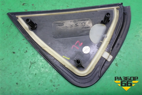 Накладка двери задней левой (уголок) (9800045180) для Citroen C-Elysee с 2013г (С Элизе)