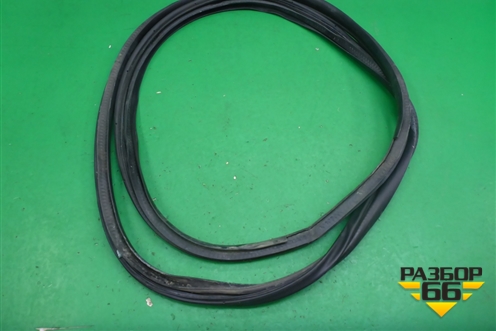 Уплотнитель двери заднй правой для Mitsubishi Outlander XL с 2006-2012г (Аутлендер ХЛ)