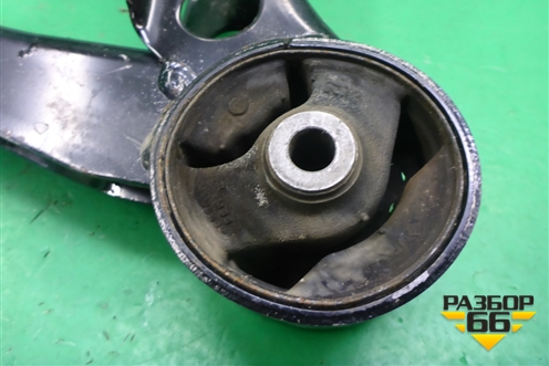 Опора двигателя задняя (3.0л 6B31) для Mitsubishi Outlander XL с 2006-2012г (Аутлендер ХЛ)