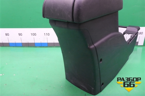 Подлокотник (8011A0837) для Mitsubishi Outlander XL с 2006-2012г (Аутлендер ХЛ)