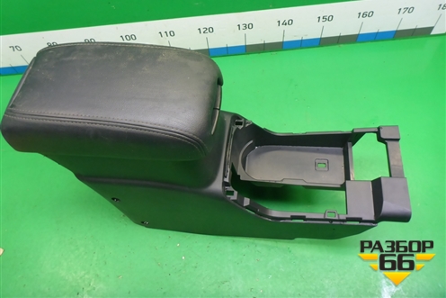 Подлокотник (8011A0837) для Mitsubishi Outlander XL с 2006-2012г (Аутлендер ХЛ)