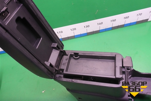 Подлокотник (8011A0837) для Mitsubishi Outlander XL с 2006-2012г (Аутлендер ХЛ)