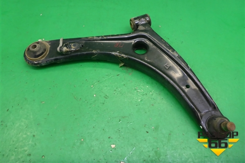 Рычаг передний правый для Mitsubishi Outlander XL с 2006-2012г (Аутлендер ХЛ)