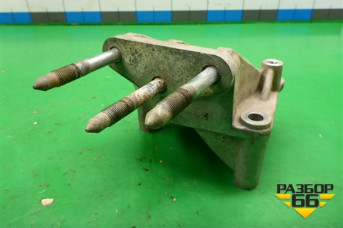 Кронштейн двигателя правый (3.0л 6B31) для Mitsubishi Outlander XL с 2006-2012г (Аутлендер ХЛ)