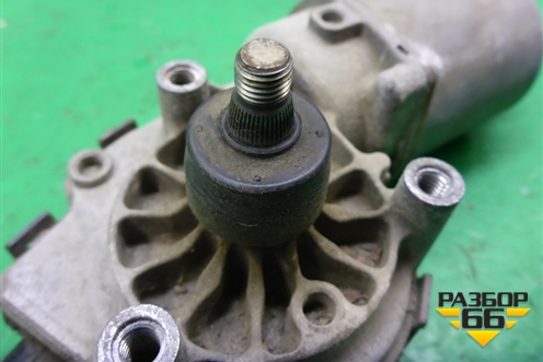 Моторчик стеклоочистителя передний (8250A032) для Mitsubishi Outlander XL с 2006-2012г (Аутлендер ХЛ)