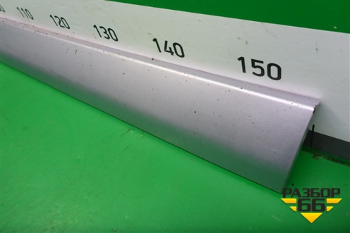 Накладка двери передней правой (5727A030) для Mitsubishi Outlander XL с 2006-2012г (Аутлендер ХЛ)