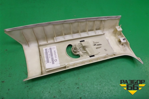 Обшивка стойки задняя верхняя правая (передняя часть) для Land Rover Range Rover 3 с 2002-2012г (Вог)