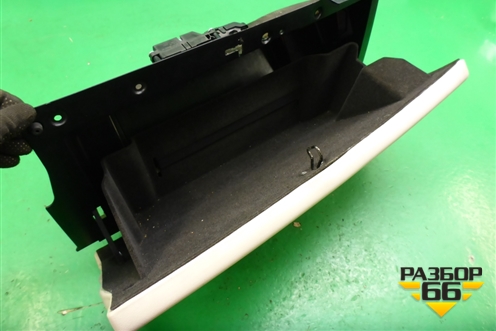 Бардачок (нижний) (FFB500910) для Land Rover Range Rover 3 с 2002-2012г (Вог)