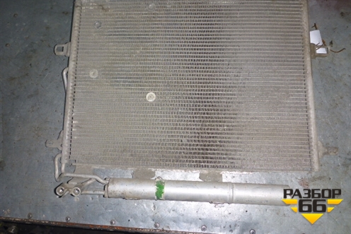 Радиатор кондиционера для Mercedes Benz E-Klass W211 c 2002-2009г (Е)