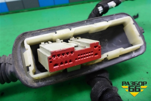 Проводка двери передней правой (AH4214630ABC) для Land Rover Range Rover 3 с 2002-2012г (Вог)