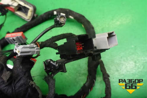 Проводка двери передней правой (AH4214630ABC) для Land Rover Range Rover 3 с 2002-2012г (Вог)