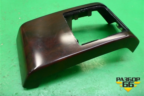 Накладка на торпедо (на дефлектор правая) (FAG500340XXX) для Land Rover Range Rover 3 с 2002-2012г (Вог)