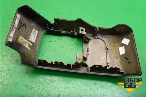 Накладка на торпедо (на дефлектор правая) (FAG500340XXX) для Land Rover Range Rover 3 с 2002-2012г (Вог)