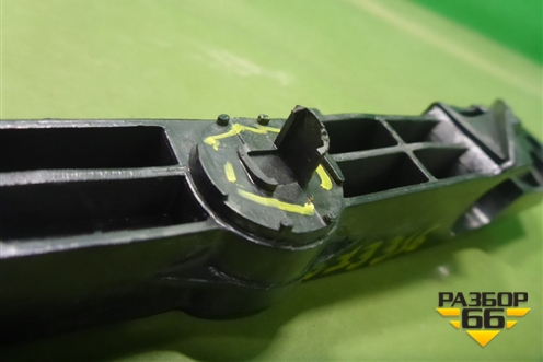 Кронштейн заднего бампера левый (новый дубликат) (5257606110) для Toyota Camry V50 с 2011-2018г (Камри)