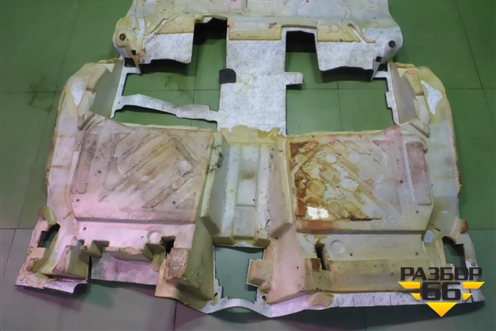 Покрытие напольное (задняя часть) для Volkswagen Touareg c 2002-2010г (Туарег)