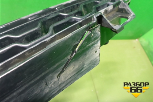 Решетка в передний бампер верхняя (М-Пакет) (51118056520) для BMW X6 F16 с 2014г (Х6 Ф16)