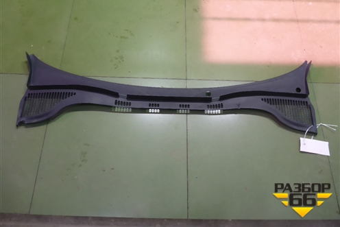 Решетка стеклоочистителей (60U819415) для Skoda Rapid с 2013г (Рапид)