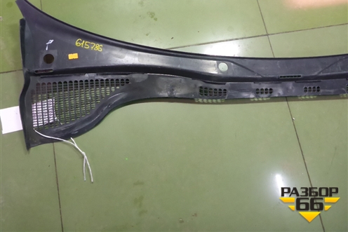 Решетка стеклоочистителей (60U819415) для Skoda Rapid с 2013г (Рапид)