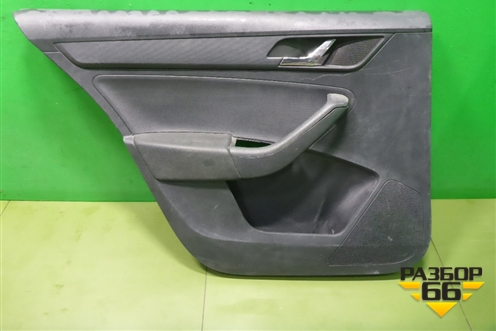 Обшивка двери задней левой под электрику (60U867023) для Skoda Rapid с 2013г (Рапид)