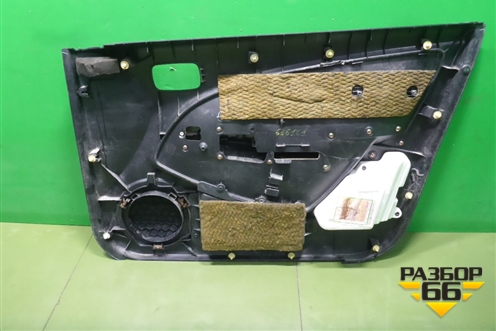 Обшивка двери передней левой под электрику (MR456049) для Mitsubishi Outlander с 2002-2009г (Аутлендер)