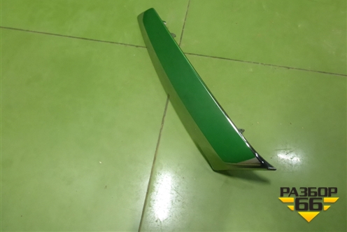 Накладка на решетку радиатора (после 2013г до 2017г правая) (5312160210) для Toyota Land Cruiser Prado(150) с 2009г (Ленд Крузер Прадо)