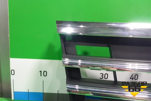 Решетка радиатора (760853653B) для Volkswagen Touareg с 2018г (Туарег)