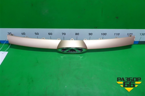 Накладка на решетку радиатора (602004152AA) для Chery Arrizo 8 с 2022г (Арризо 8)