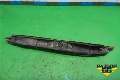 Пыльник переднего крыла левого (6RU821111) для Volkswagen Polo (седан) с 2010г (Поло)