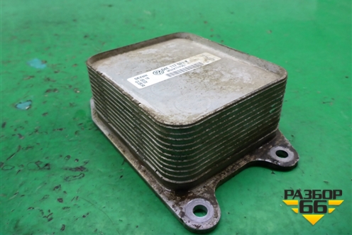 Радиатор масляный (04E117021K) для Volkswagen Polo (седан) с 2010г (Поло)